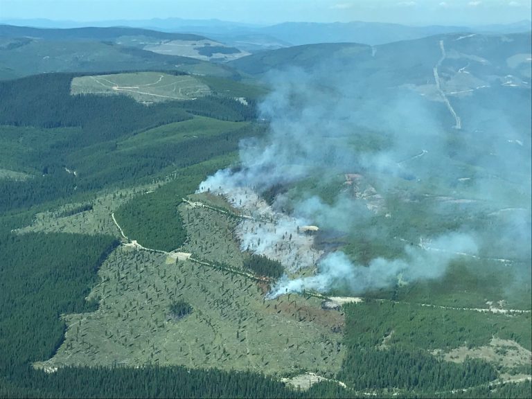 South Teepee Fire “Being Held” at 35 Hectares