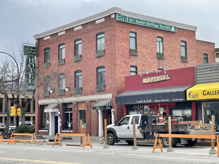 Cranbrook reduces speeds along Baker Street as businesses take advantage of revised patio bylaw