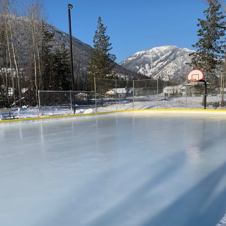 Sparwood residents asked to keep off ice surfaces