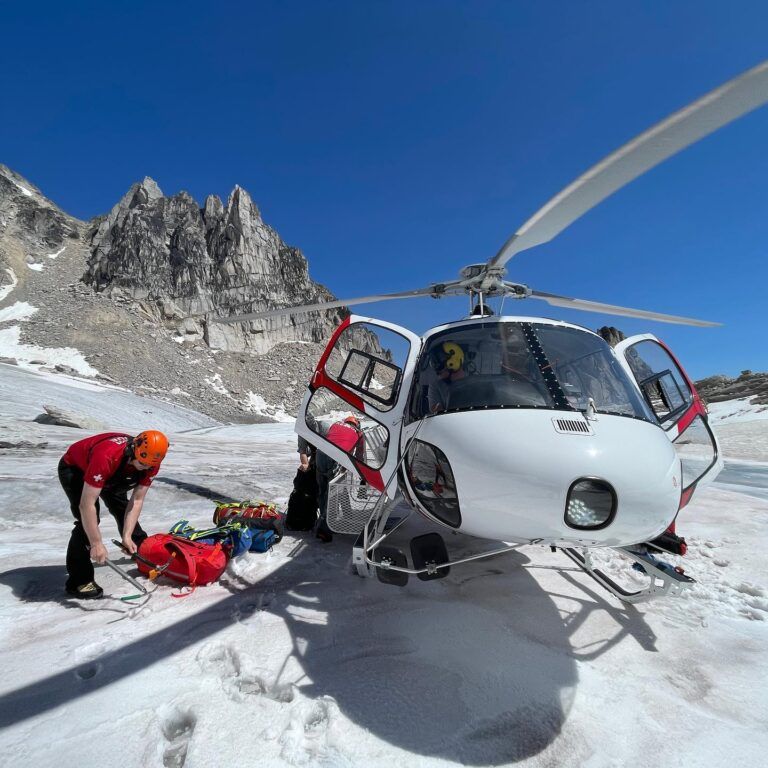 Columbia Valley Search and Rescue recover separated hikers