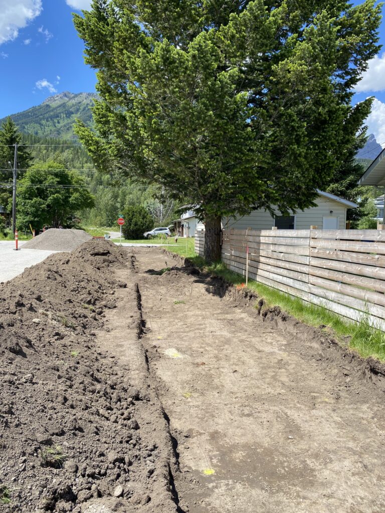 Fernie sidewalk program moves to Ridgemont Avenue