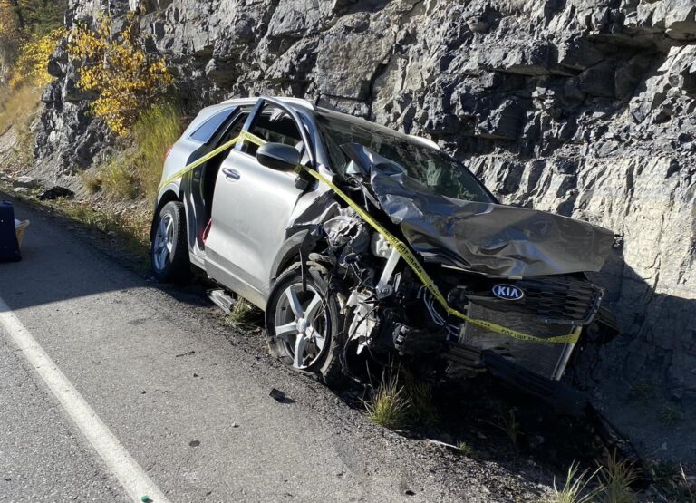 Elk Valley first responders rescue two people trapped in three-vehicle pile-up